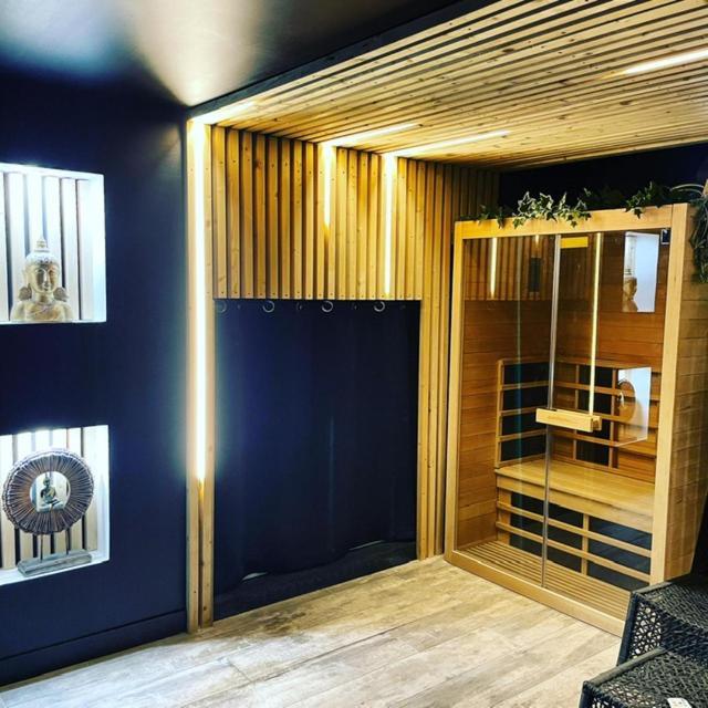 La Suite Grenoble Spa Jacuzzi Et Sauna Privatif Exterior photo